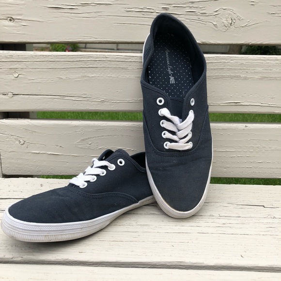 american eagle canvas sneakers